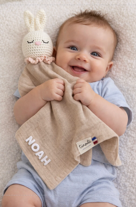Doudou Lapinou crochet & en Double Gaze de Coton