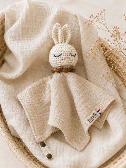 Doudou Lapinou crochet &  Double Gaze de Coton
