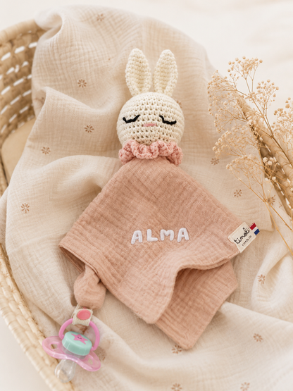 Doudou Lapinou crochet &  Double Gaze de Coton